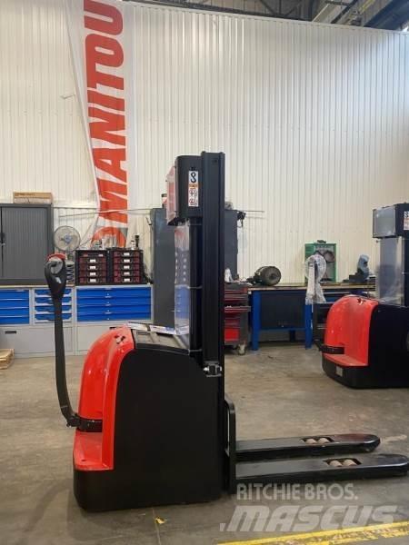 Manitou CDD12 AC1 Ajettavat pinoamisvaunut