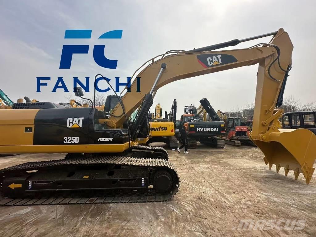 CAT 325 D Telakaivukoneet