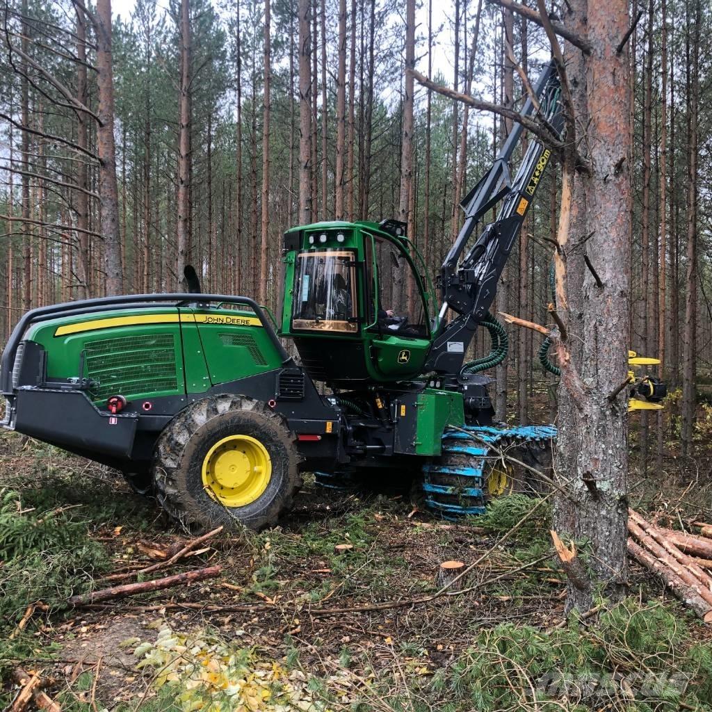 John Deere 1070 G Harvesterit