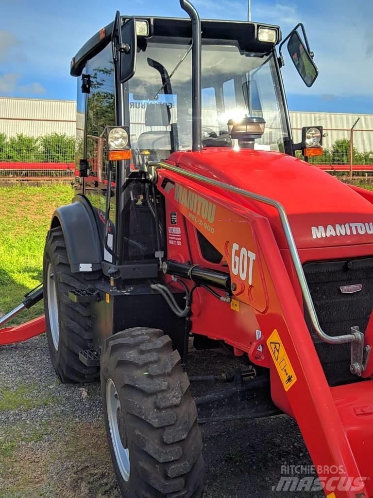 Manitou MBL-X 900 Kaivurikuormaajat