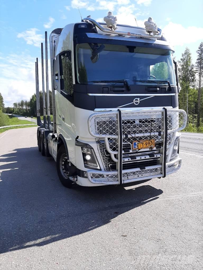 Volvo FH 16 Puuautot