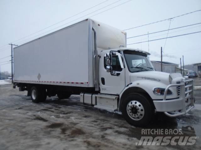 Freightliner M2 106 Umpikorikuorma-autot