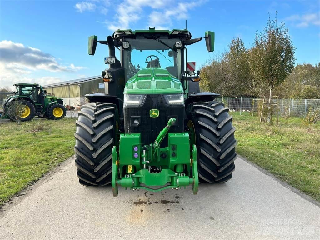 John Deere 8R370 Traktorit