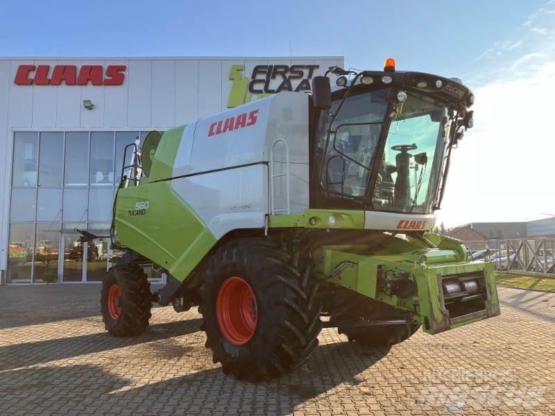 CLAAS TUCANO 560 Leikkuupuimurit