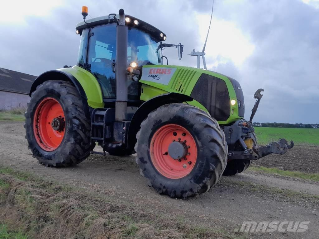 CLAAS 840 C-Matic Traktorit