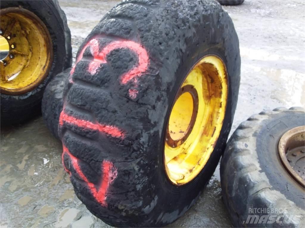Nokian ELS 17,5x25 Renkaat ja vanteet