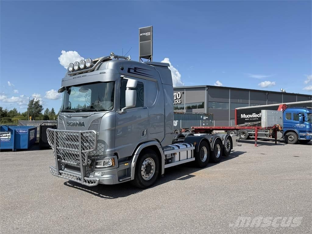 Scania R650 8x4 Kuorma-autoalustat