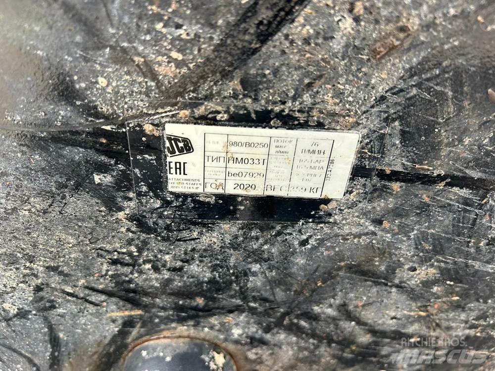 JCB HM033T Kaivurikuormaajat