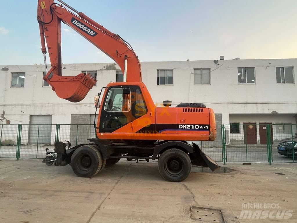 Doosan DH210W-7 Pyöräkaivukoneet