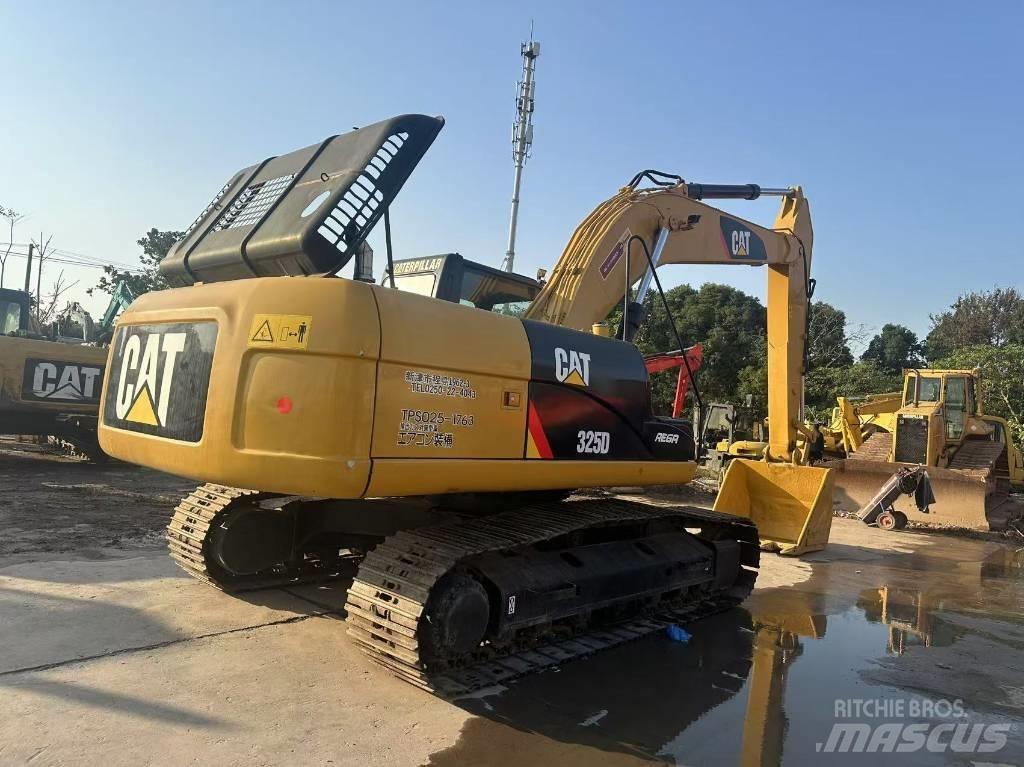 CAT 325 D L Telakaivukoneet