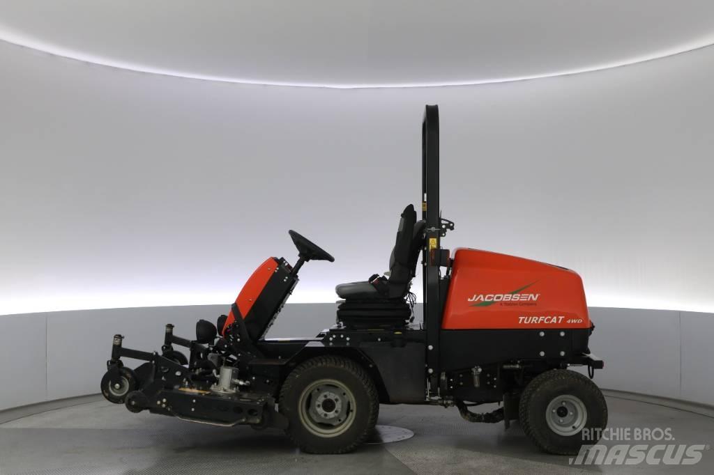 Jacobsen Turfcat Päältäajettavat ruohonleikkurit