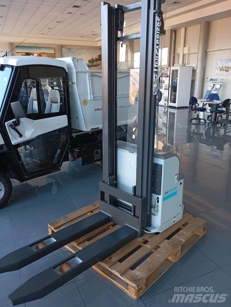 UniCarriers PS 125 Ajettavat pinoamisvaunut