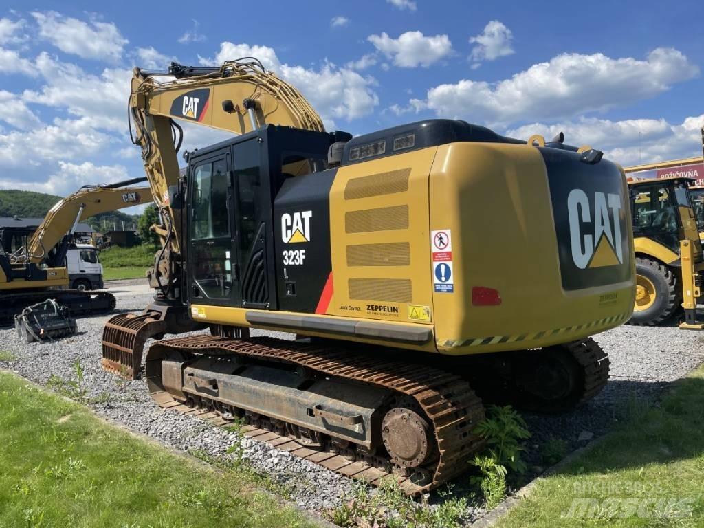 CAT 323F L Telakaivukoneet