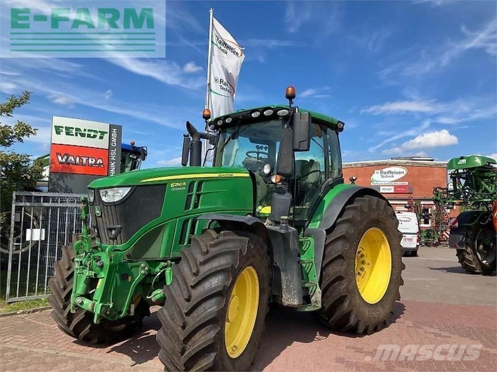 John Deere 6250 r Traktorit