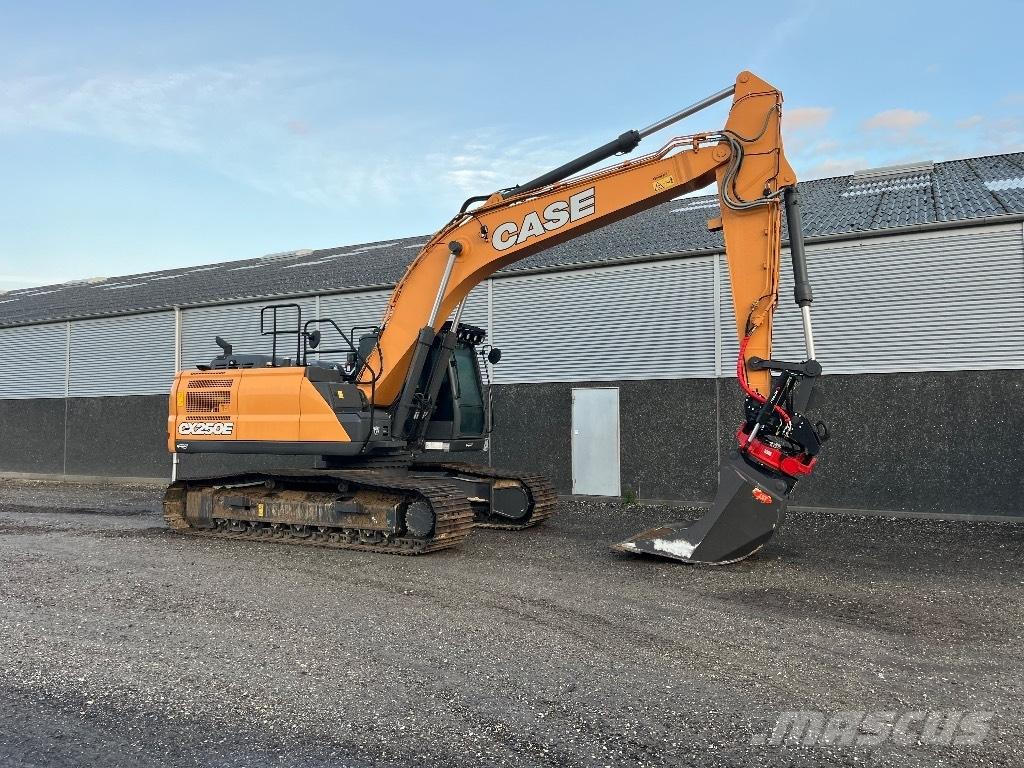 CASE CX 250 E Telakaivukoneet