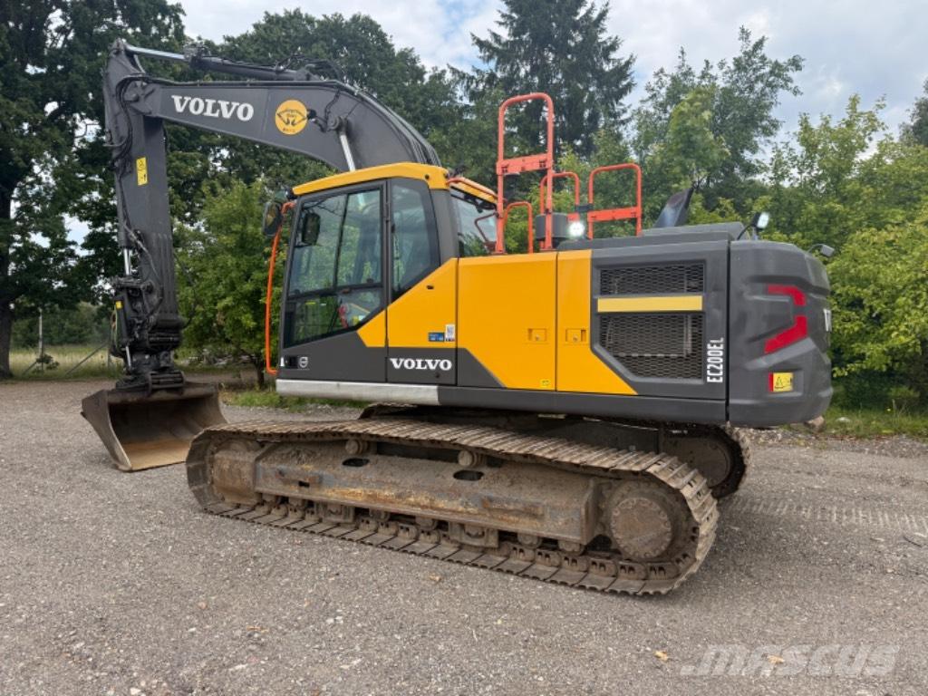 Volvo EC 220 EL Telakaivukoneet