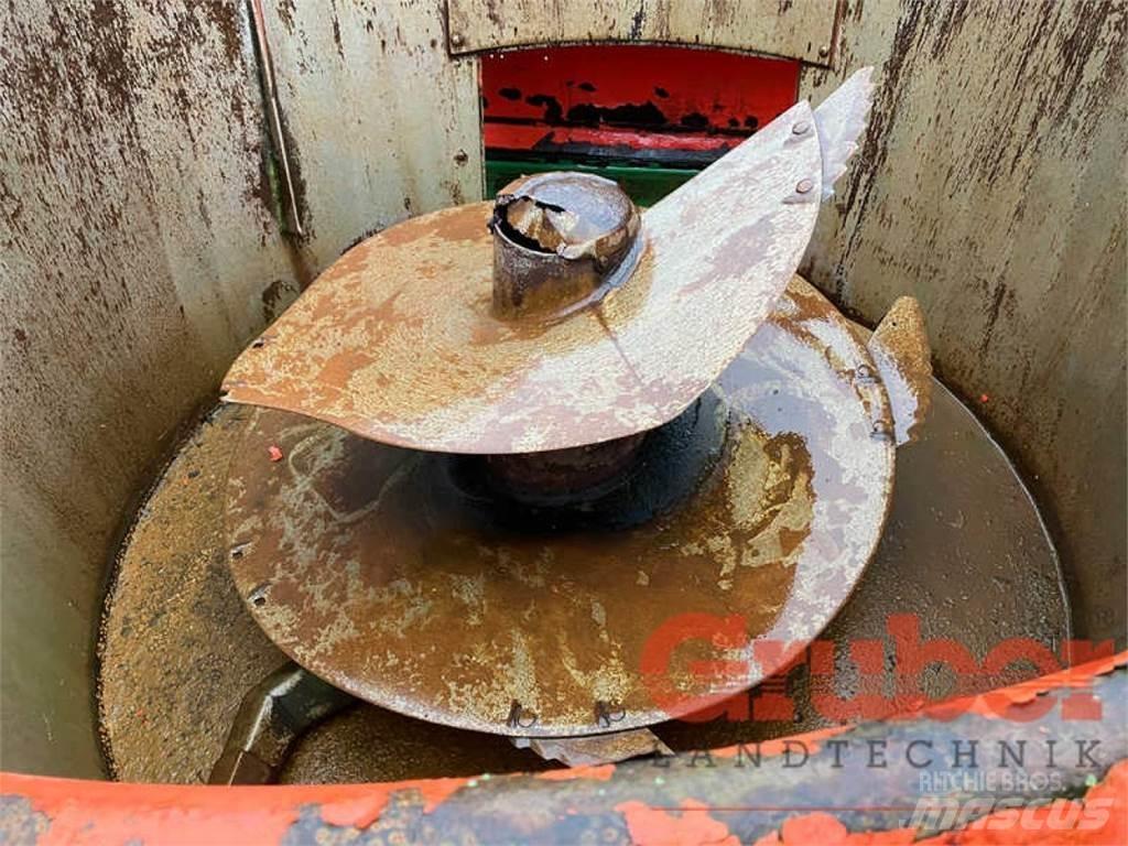 Kuhn EVV 181 Rehuvaunut