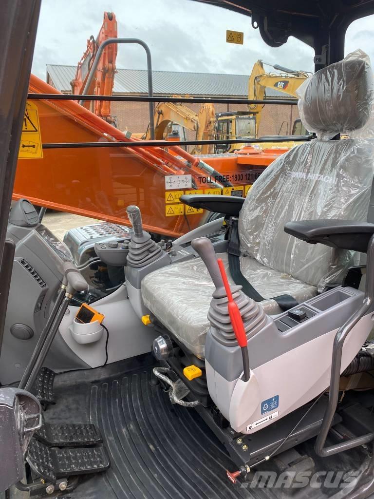 Hitachi ZX 220LC-5G Telakaivukoneet