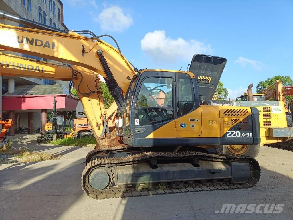 Hyundai R220LC-9S Telakaivukoneet