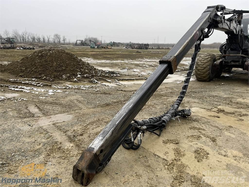 John Deere CH811 Harvesterinosturit