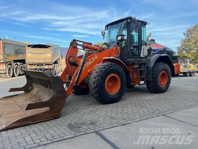 Hitachi ZW 180-6 Pyöräkuormaajat