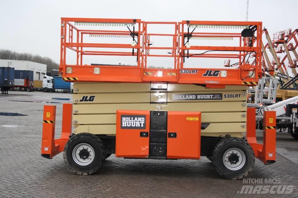 JLG 530 LRT Saksilavat