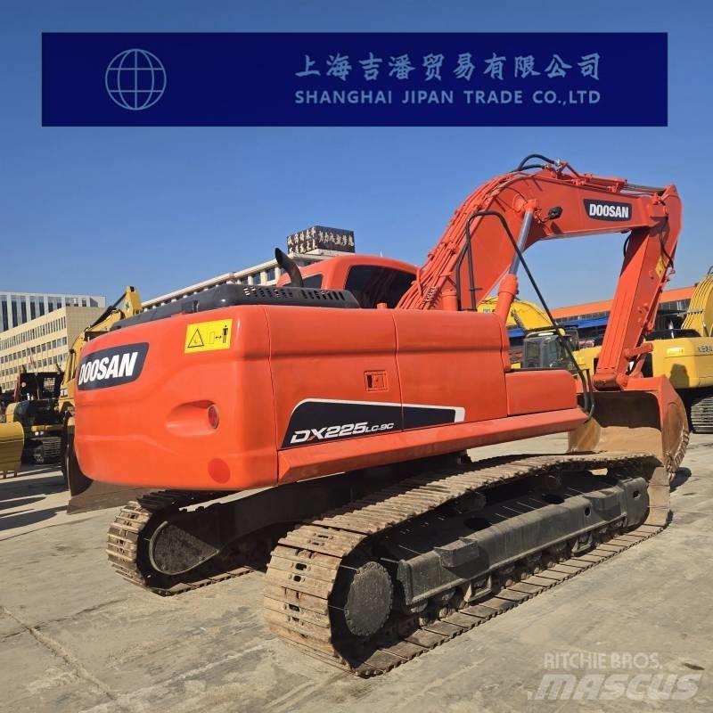Doosan DX 225 RB Telakaivukoneet