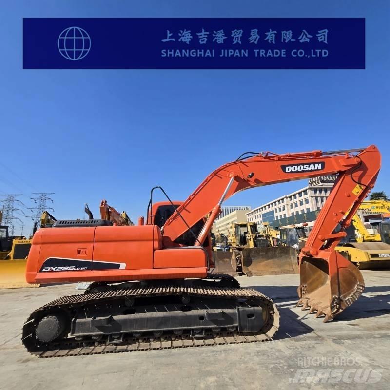 Doosan DX 225 RB Telakaivukoneet