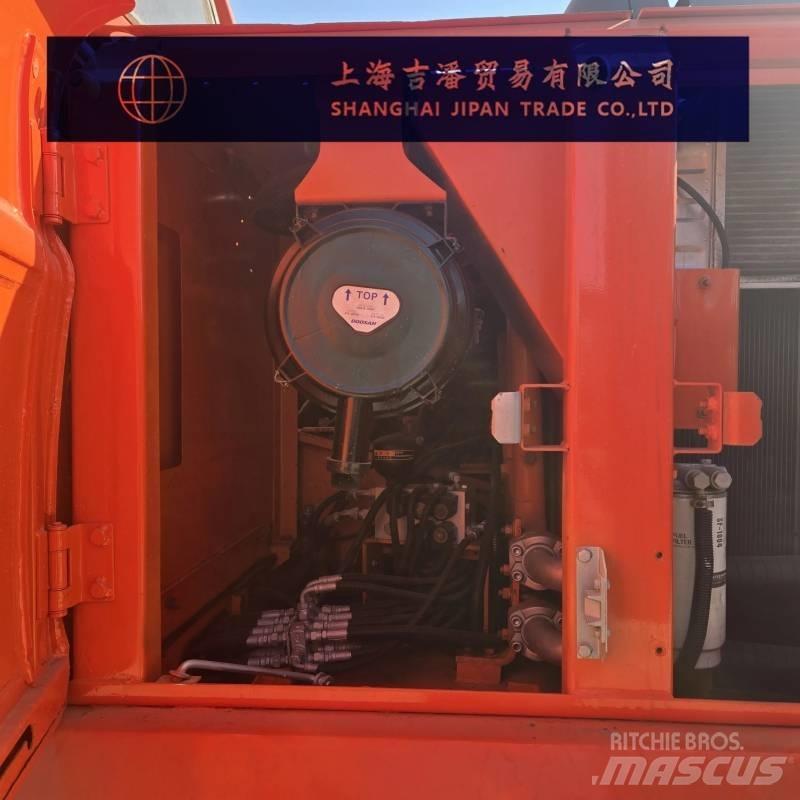 Doosan DX 225 RB Telakaivukoneet