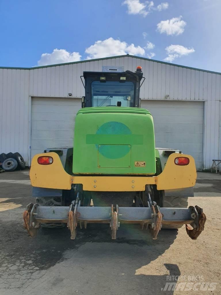 New Holland F 156 A Tiehöylät
