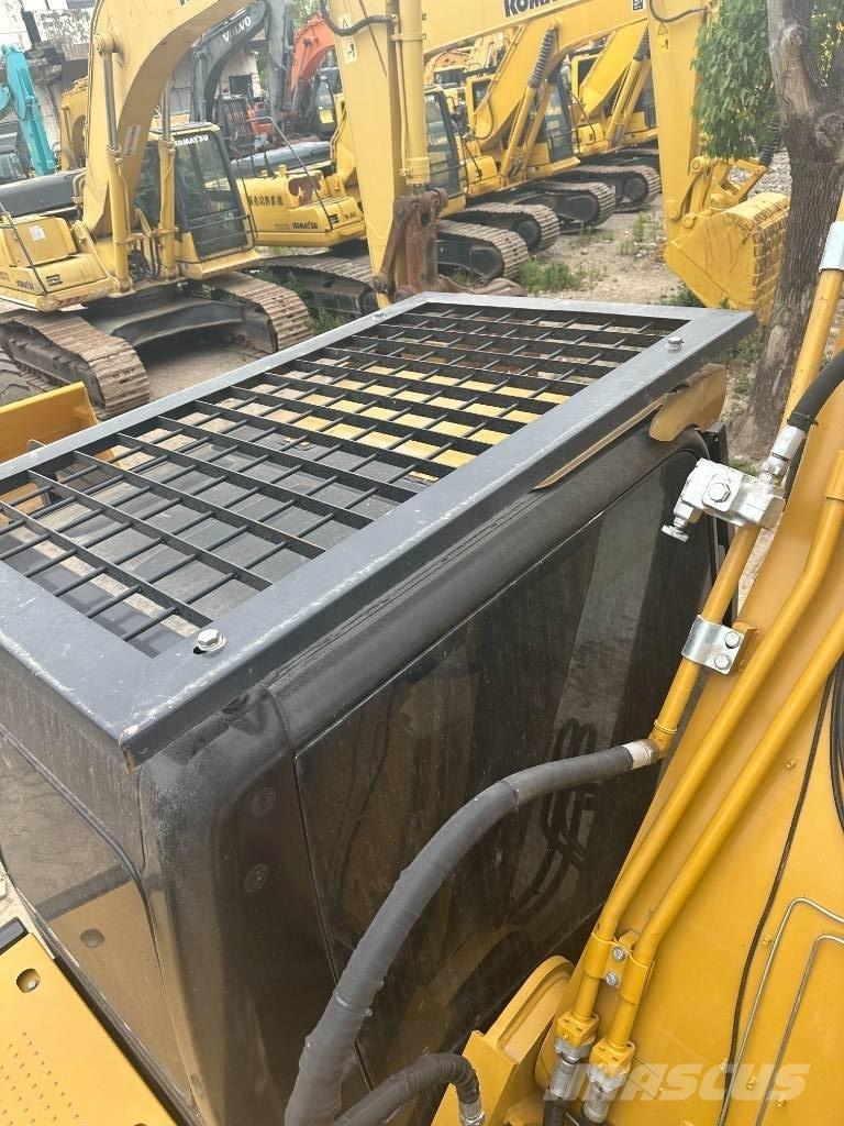 CAT CAT330D Midikaivukoneet 7t - 12t