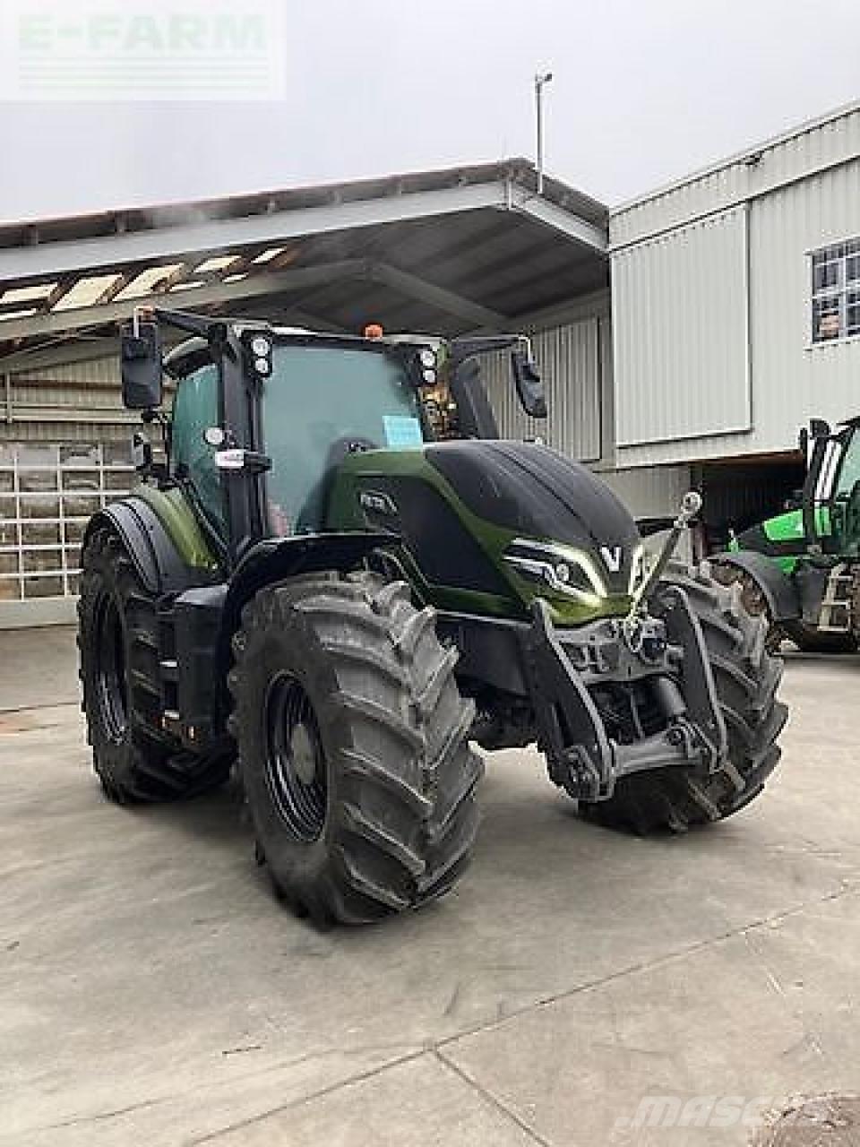 Valtra q305 Traktorit