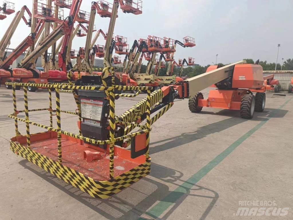 JLG 660 SJ Teleskooppipuominostimet