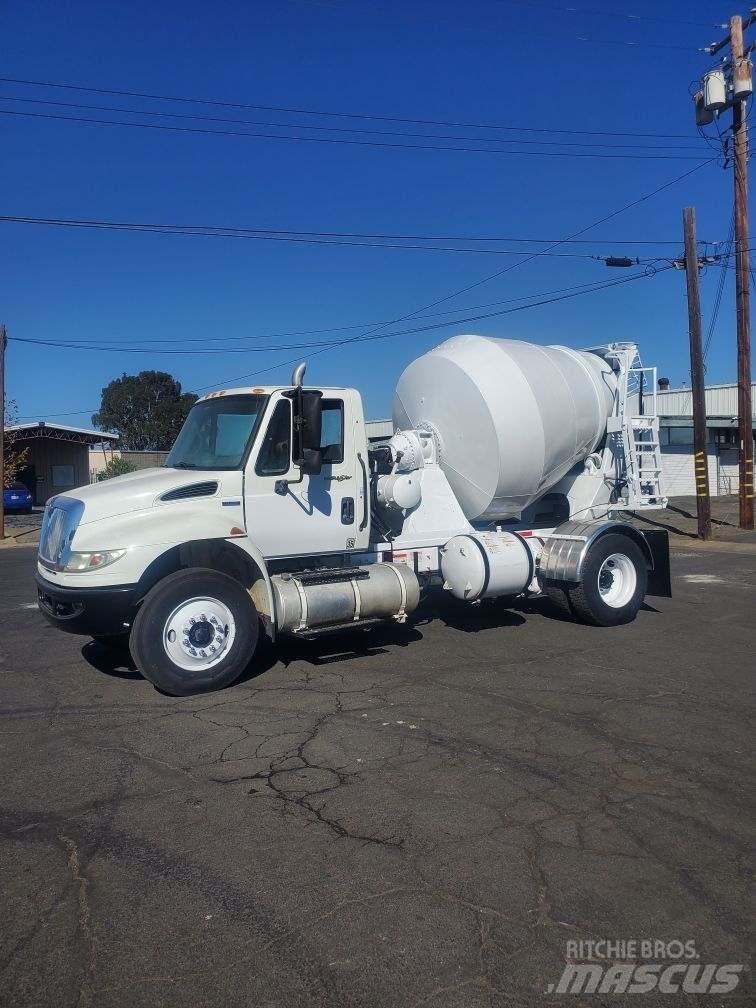International 4300 Lava-kuorma-autot