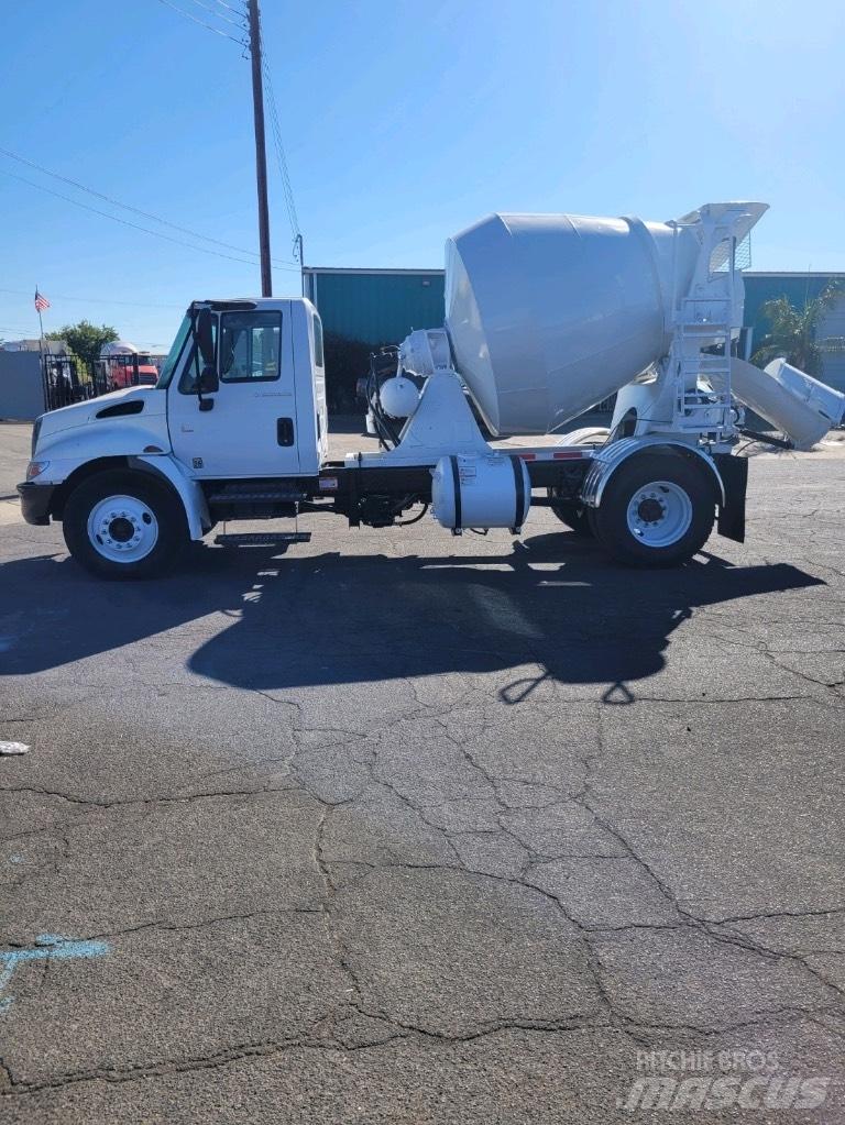 International 4300 Lava-kuorma-autot