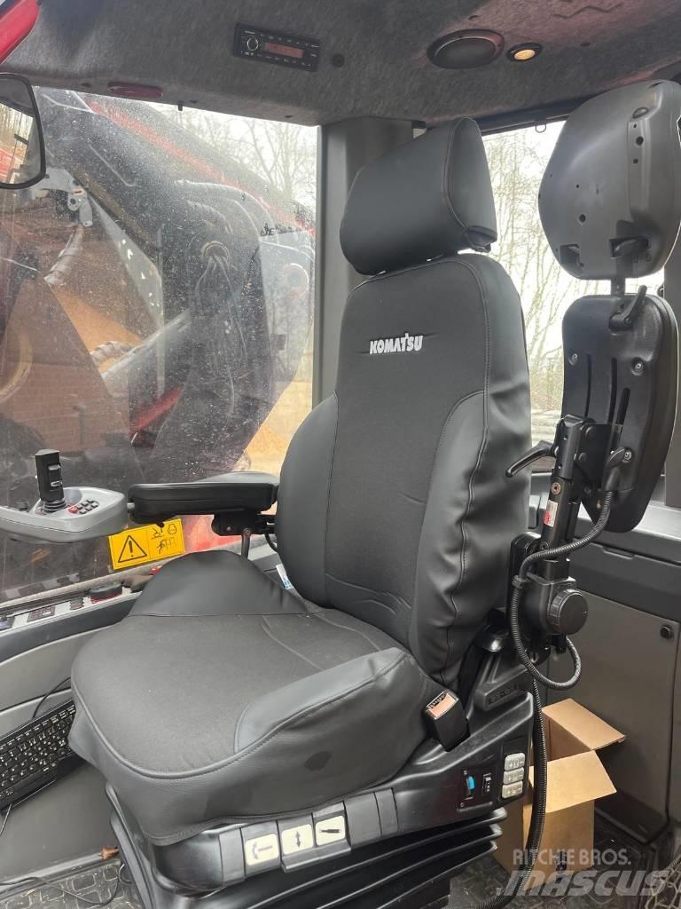 Komatsu 931 XC Harvesterit