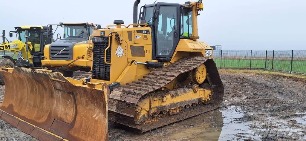 CAT D 6 N Telaketjupuskutraktorit