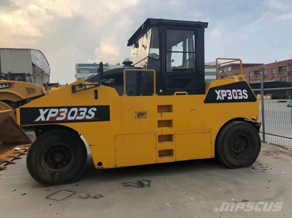 XCMG XP303 Kumipyöräjyrät