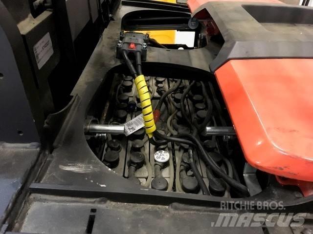 Toyota OME 100 H Korkeakeräilytrukit