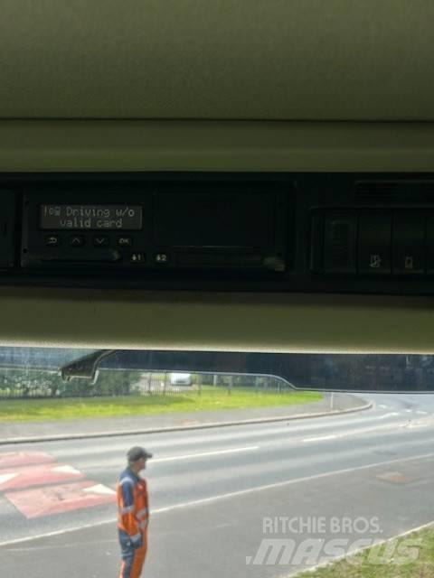Scania P410 XT Sora- ja kippiautot