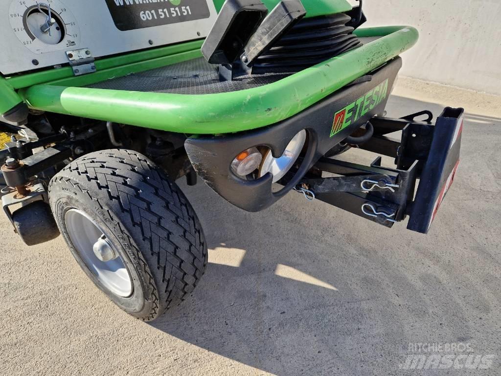 Etesia 124D Pyörillä varustetut leikkurit