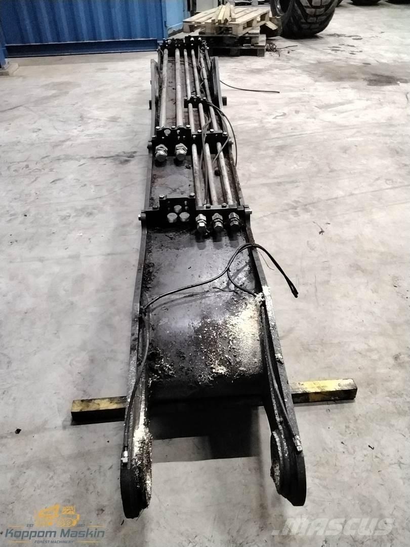 John Deere Ch910 Harvesterinosturit