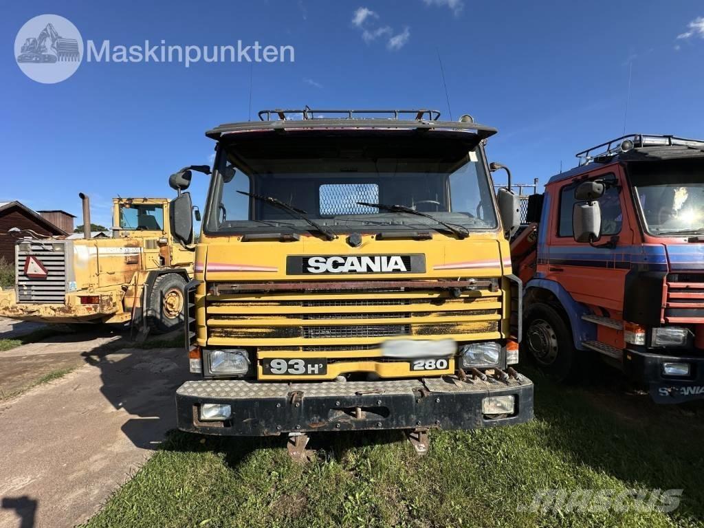 Scania P 93 HL Sora- ja kippiautot