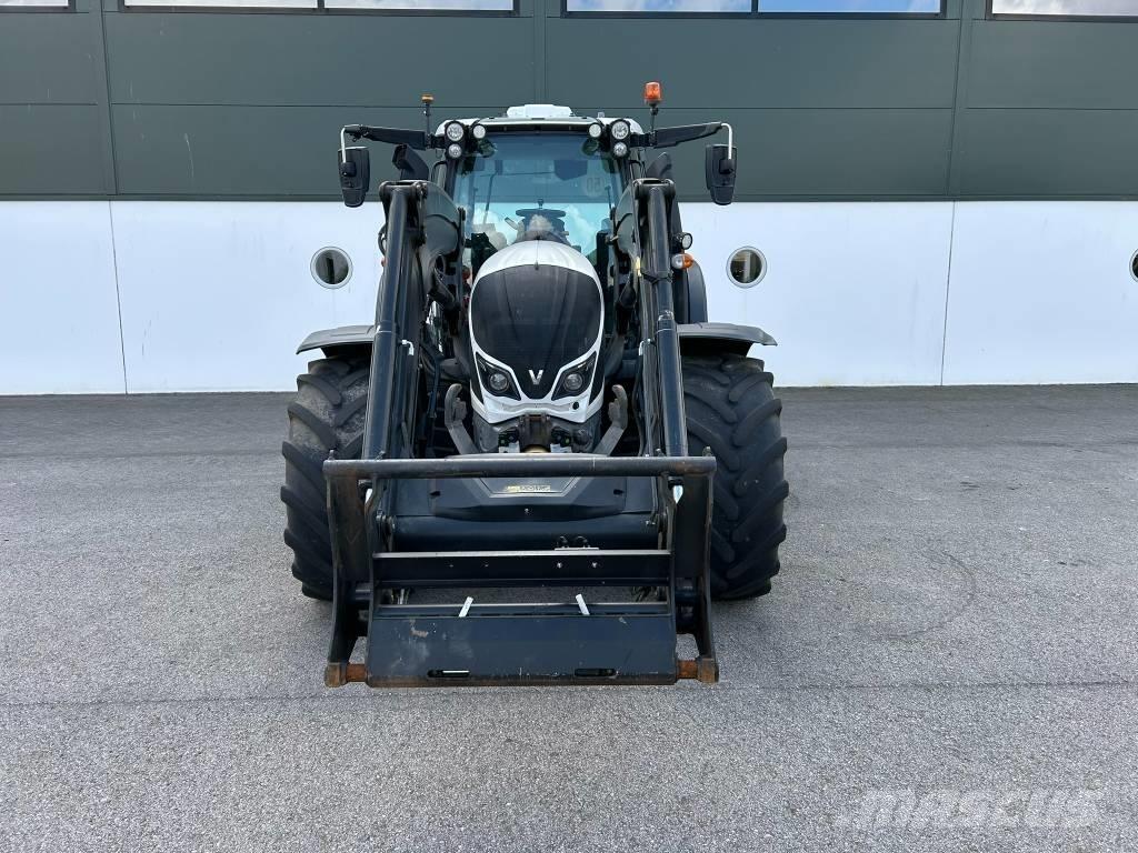 Valtra N 174 Traktorit