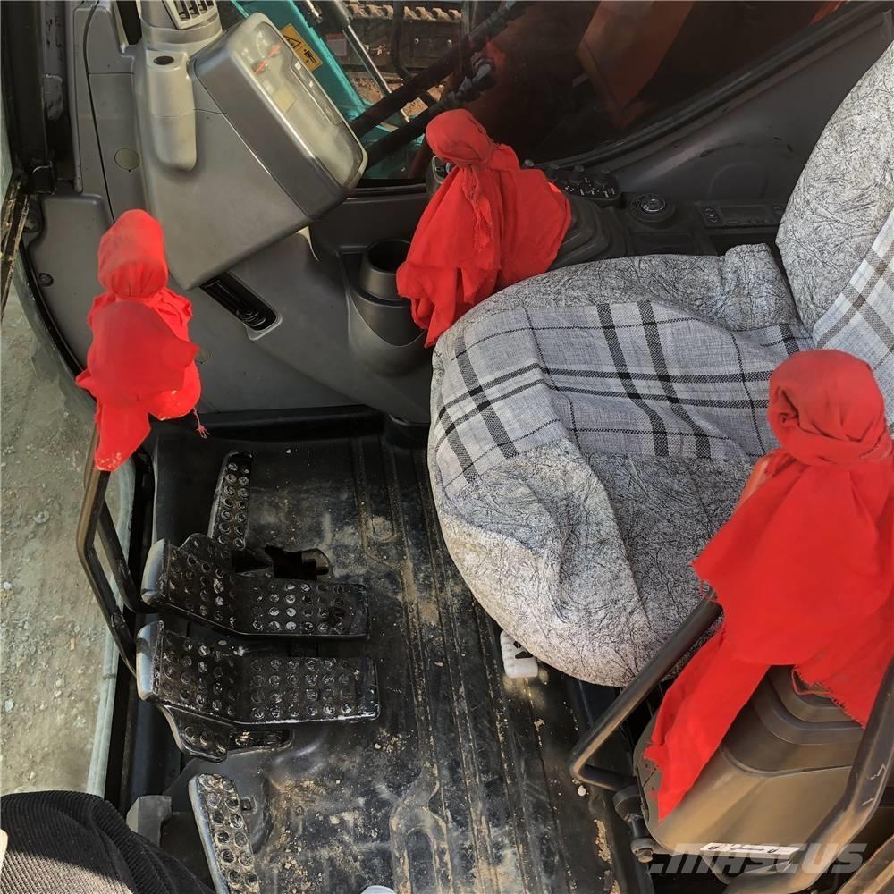 Hitachi ZX70-5A Midikaivukoneet 7t - 12t