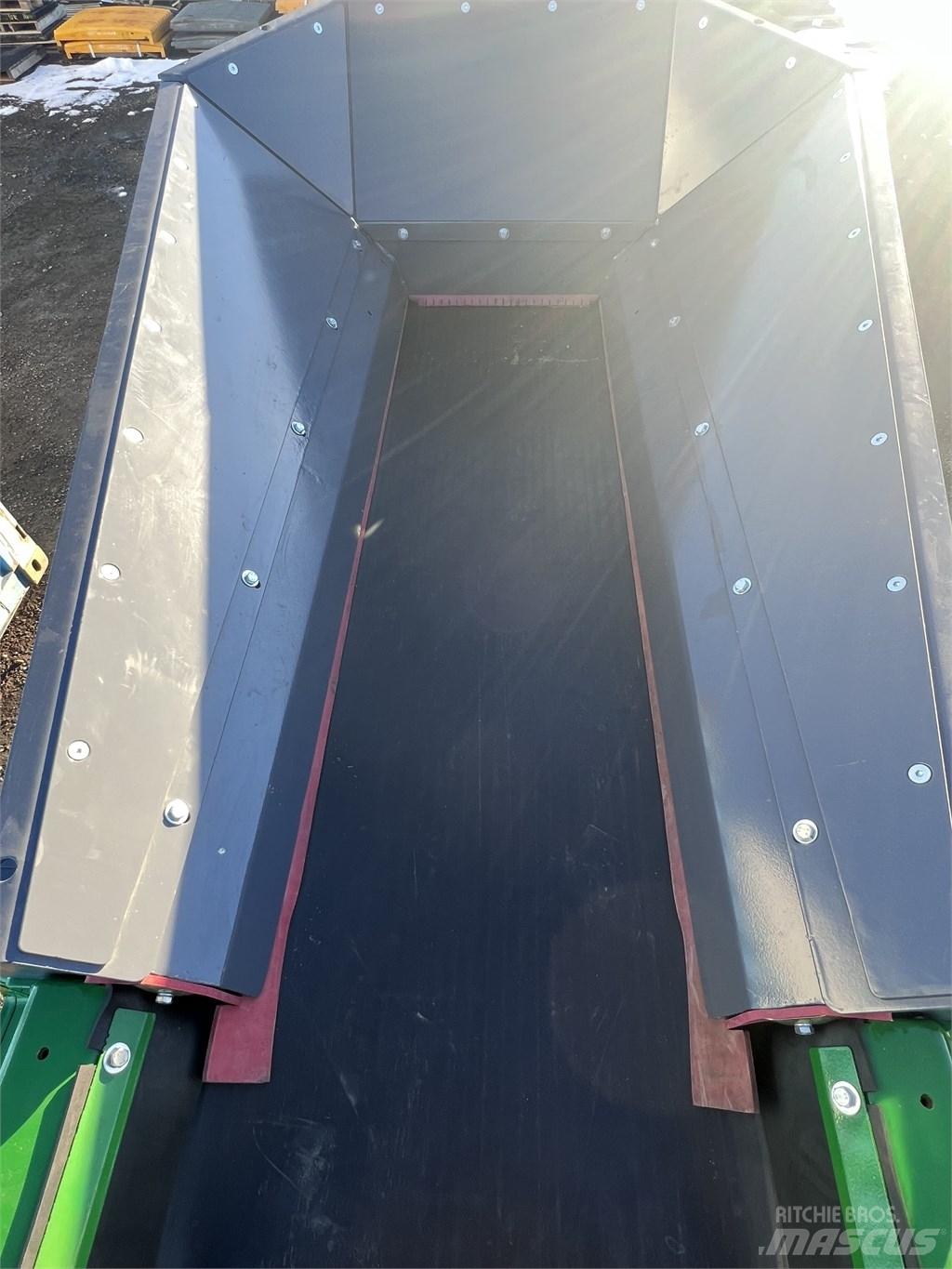 McCloskey EC65T Kuljettimet