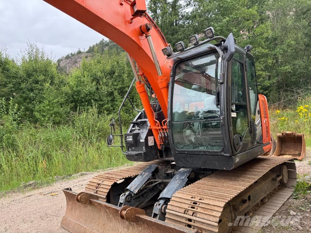 Hitachi ZX135USBL-6 Telakaivukoneet