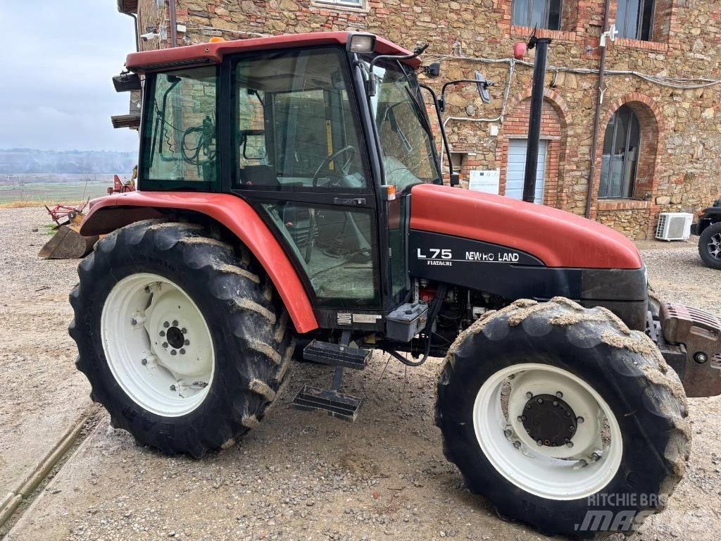 New Holland L 75 Traktorit