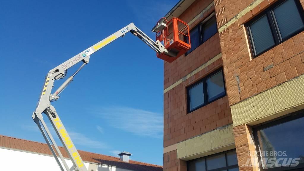 SkyJack SJKB 12 Kuukulkijat