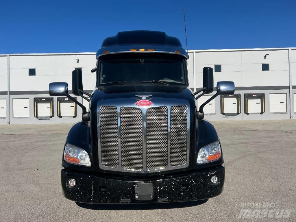 Peterbilt 579 Vetopöytäautot